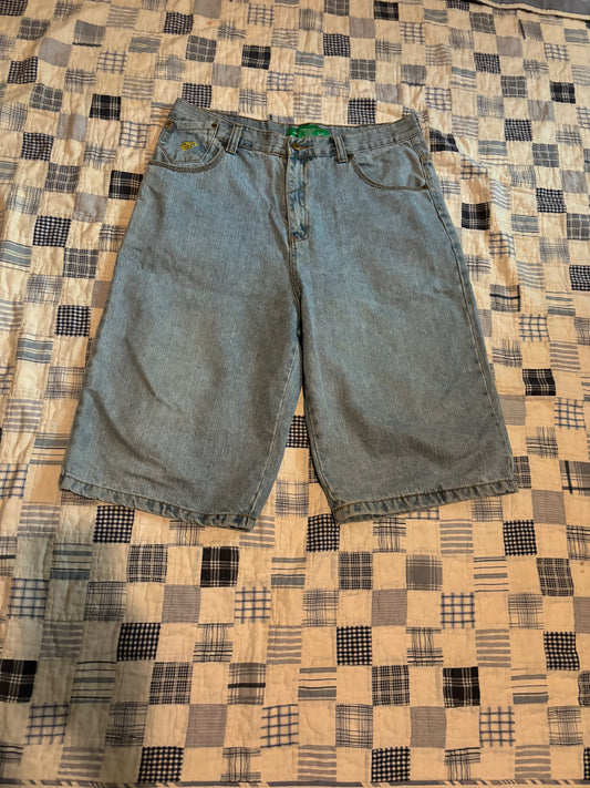 Rocawear Jorts (34’) ONE AVALIABLE